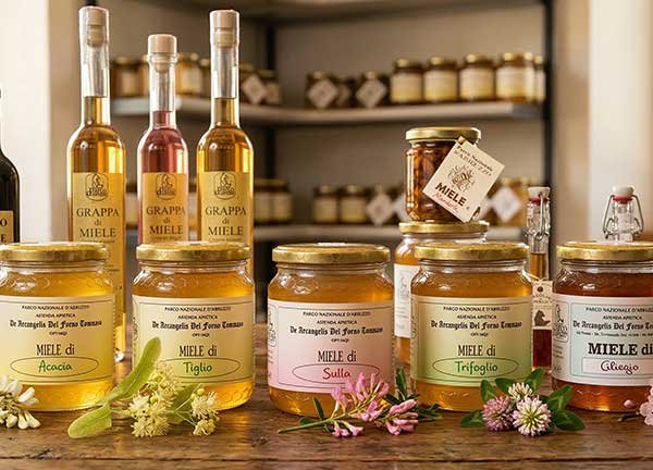 Esposizione di mieli monoflora e specialità artigianali, universo del miele di montagna